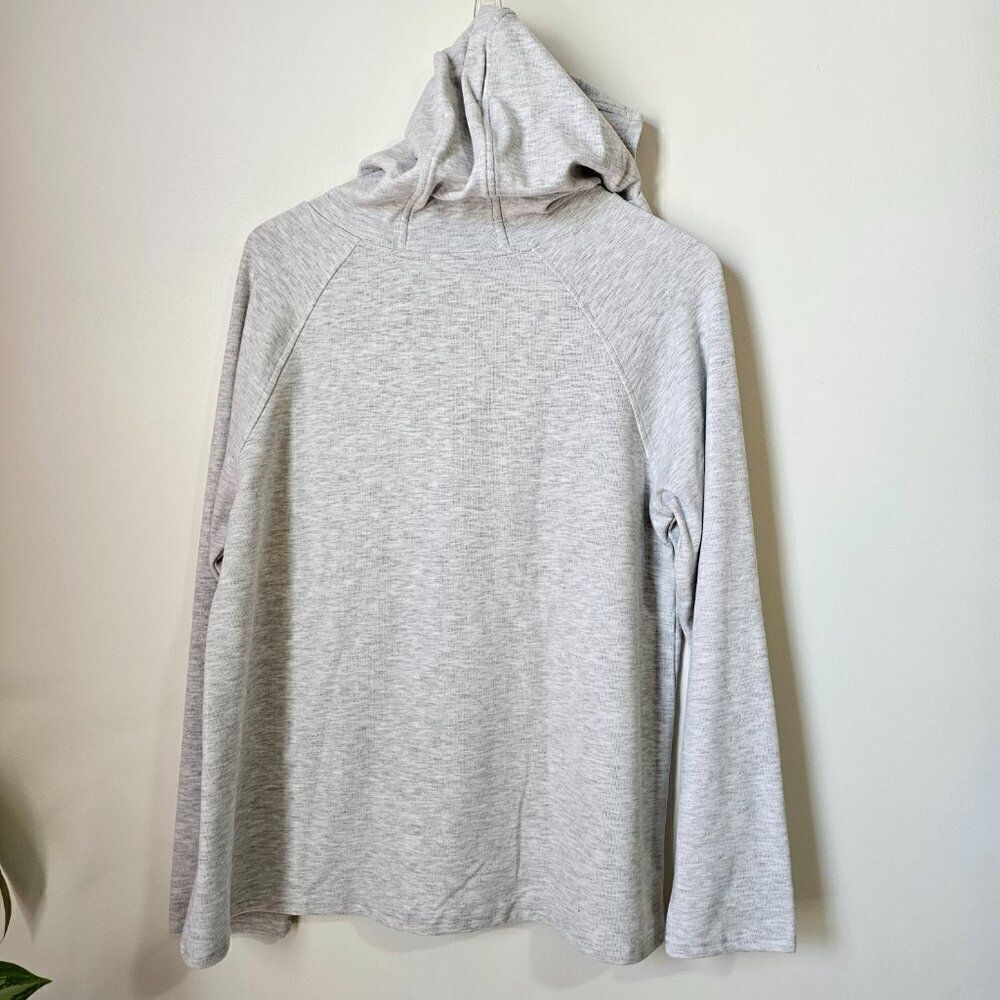 EUC COTTON BLEU LIGHT GREY SUPER SOFT HOODED SWEATER QUARTER BUTTONED SIZE SMALL - Picture 5 of 16